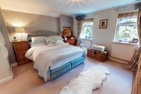 4 Far Row, Pool In Wharfedale, Otley, LS21 1ES