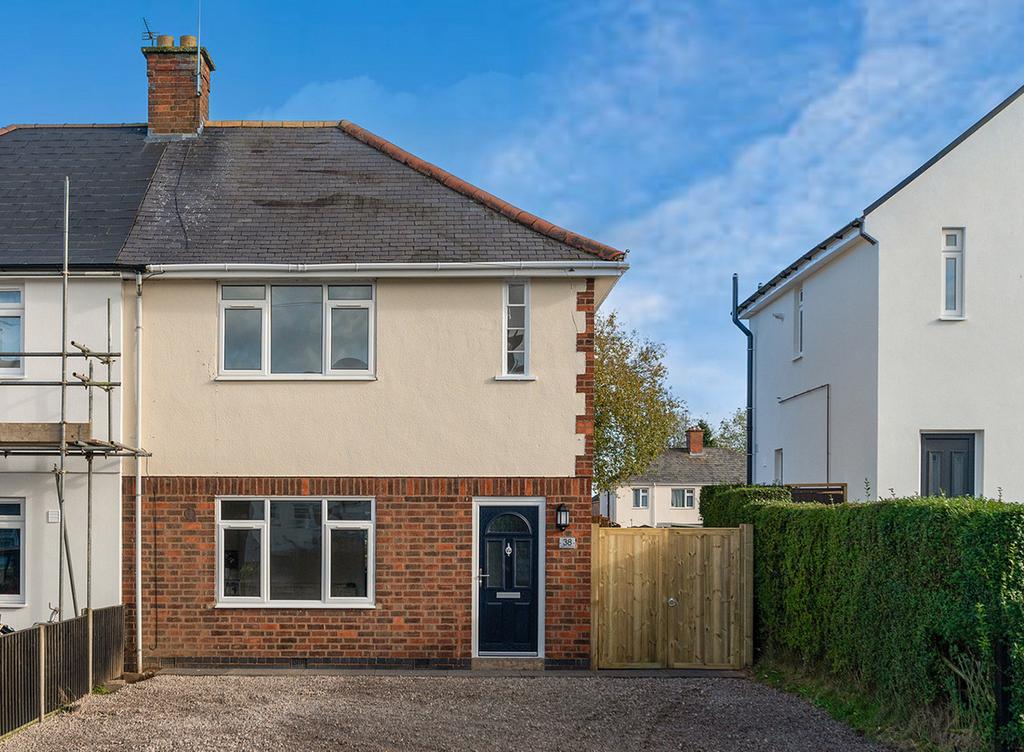 Belle Vue Road, Earl Shilton, LE9 2 bed semidetached house for sale