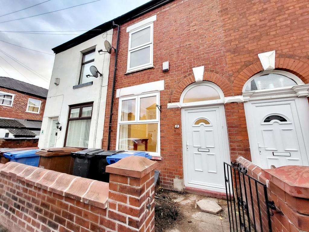 Atherton Street, Edgeley, Stockport, SK3 2 bed terraced house to rent £950 pcm (£219 pw)