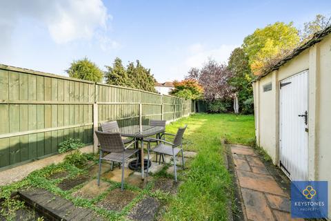 30 Carter Drive, Romford, RM5 2PD