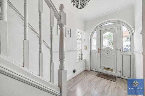 30 Carter Drive, Romford, RM5 2PD