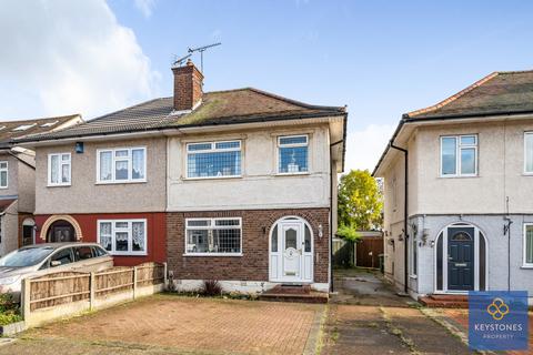 30 Carter Drive, Romford, RM5 2PD