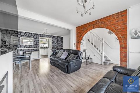 30 Carter Drive, Romford, RM5 2PD
