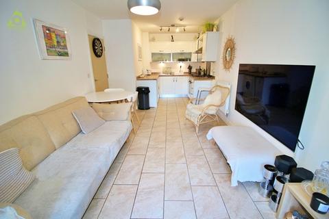1 bedroom apartment for sale - Trevore Drive, Standish, Wigan, WN1 2TT