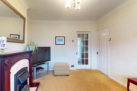 11a Claremont Drive, Basildon, SS16 4TS