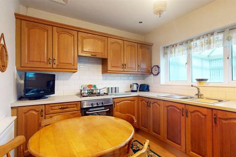 11a Claremont Drive, Basildon, SS16 4TS