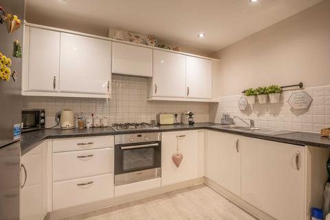 2 bedroom flat for sale, Hepburn Court, Borehamwood