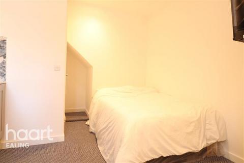 1 bedroom flat to rent, Bond Street, W5