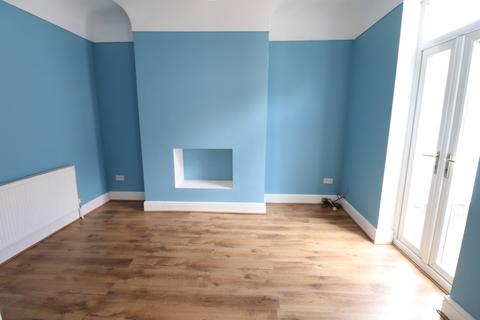 3 bedroom terraced house to rent, Alderson Road, Liverpool, Merseyside, L15