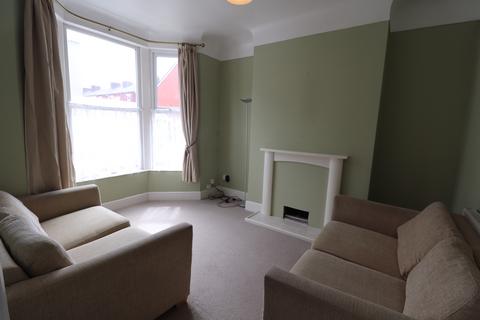 3 bedroom terraced house to rent, Alderson Road, Liverpool, Merseyside, L15