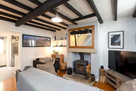 2 bedroom terraced house for sale, Iles Lane, Knaresborough