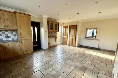 4 bedroom chalet for sale, St Leonards, Ringwood, BH24 2QS