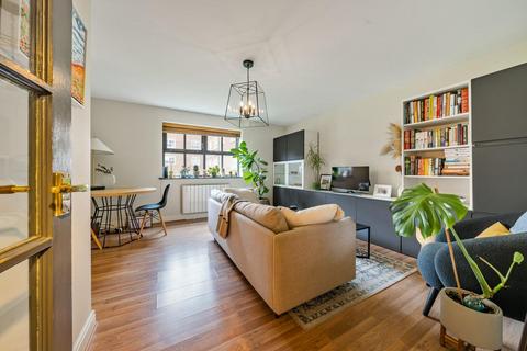 59 Elderfield Place, London, SW17 6ED