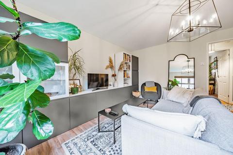 59 Elderfield Place, London, SW17 6ED