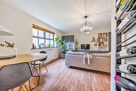 59 Elderfield Place, London, SW17 6ED