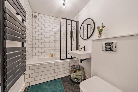 59 Elderfield Place, London, SW17 6ED