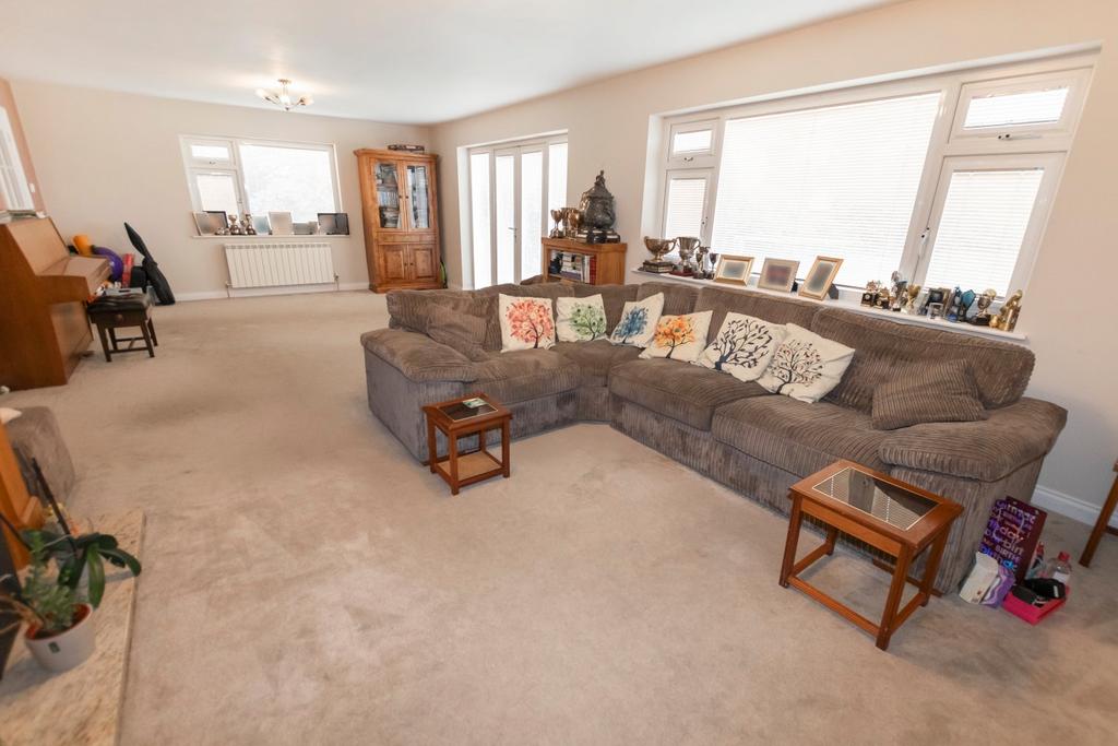 Port Soif Lane, Vale, Guernsey 4 bed detached house for sale £925,000
