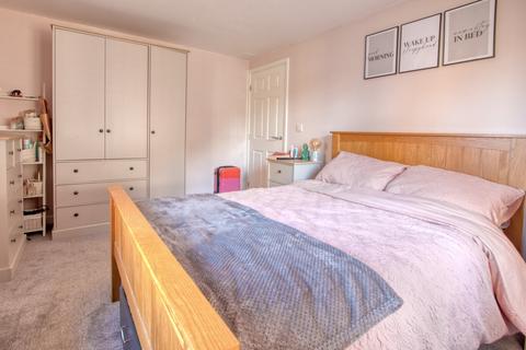 184 Massingham Park, Taunton, TA2 7TN