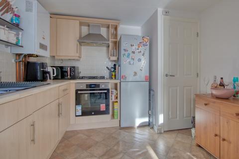 184 Massingham Park, Taunton, TA2 7TN