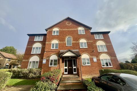 undefined, Columbus Gardens, Northwood HA6