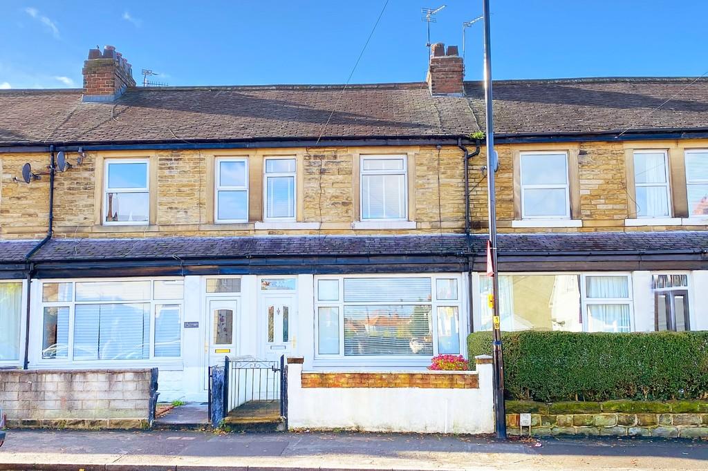 King Edward's Drive, Harrogate 3 bed terraced house for sale £240,000