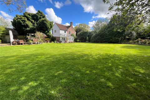 4 bedroom detached house for sale, Heathfield Road, Burwash Weald, East Sussex, TN19