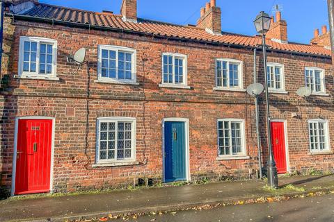 2 bedroom terraced house to rent, Trent Street, Scunthorpe, North Lincolnshire, DN16