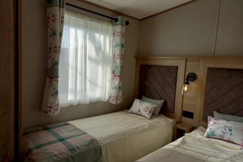 2 bedroom lodge for sale, Nightingale Heights, Knott End-on-Sea FY6