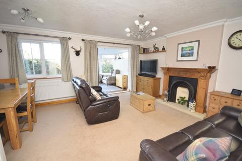 3 bedroom detached house for sale - Market Place, Hampton