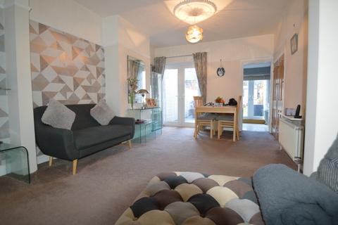 2 bedroom terraced house for sale - Malton Street, London