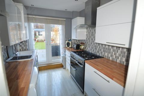 2 bedroom terraced house for sale - Malton Street, London