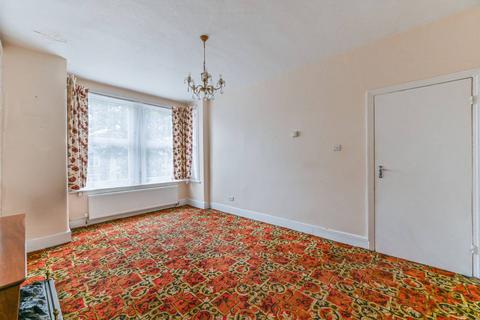 2 bedroom flat for sale, Franciscan Road, Tooting Bec, London, SW17