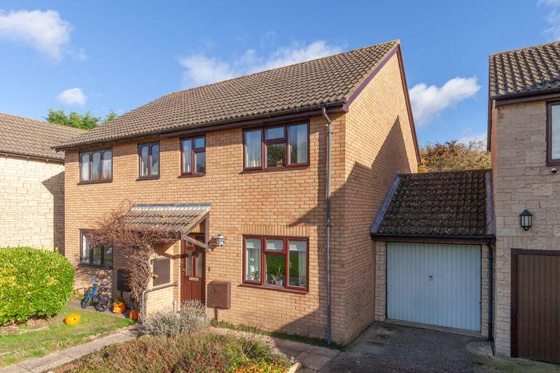 Dovehouse Close, Eynsham OX29 3 bed semidetached house for sale £365,000