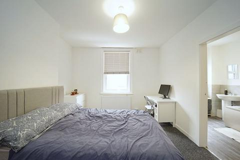 2 bedroom terraced house to rent, Harold Street, Leeds