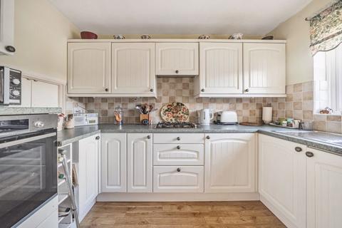 58 Aveling Close, Purley, CR8 4DW