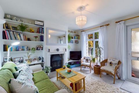 31 Breech Lane, Walton On The Hill, Tadworth, KT20 7SJ