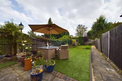 31 Breech Lane, Walton On The Hill, Tadworth, KT20 7SJ