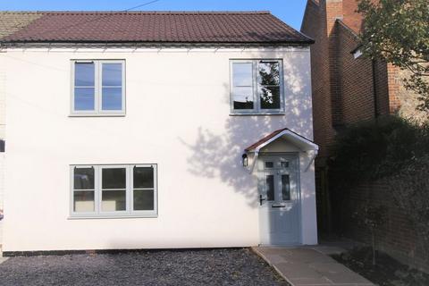 3 bedroom end of terrace house for sale - Longwick