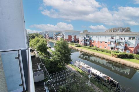 Flat 10, Didcot House Chantry Close, West Drayton, UB7 7FT