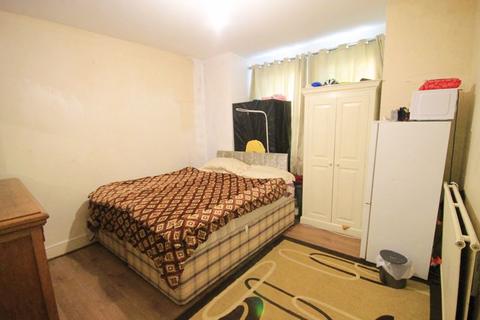 4 bedroom terraced house for sale - Hambrough Road, Southall