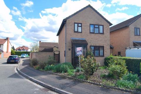 3 bedroom detached house to rent, Penny Close, Longlevens,  Gloucester