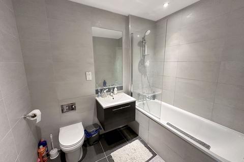 1 bedroom property for sale, 55 - 57 High Street, Slough, Berkshire, SL1