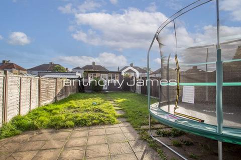 29 Stevedale Road, Welling, DA16 1ND