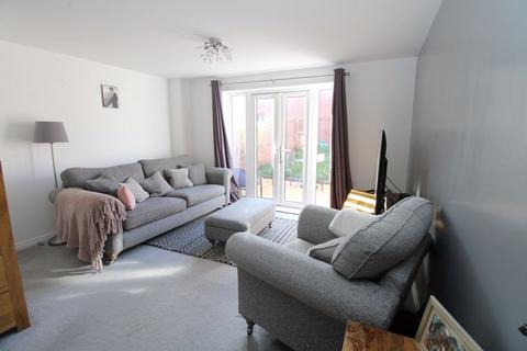 2 bedroom terraced house for sale, Coates Road, Biggleswade SG18