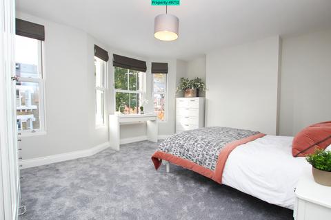 undefined, Rainbow Street, London, SE5 7TB