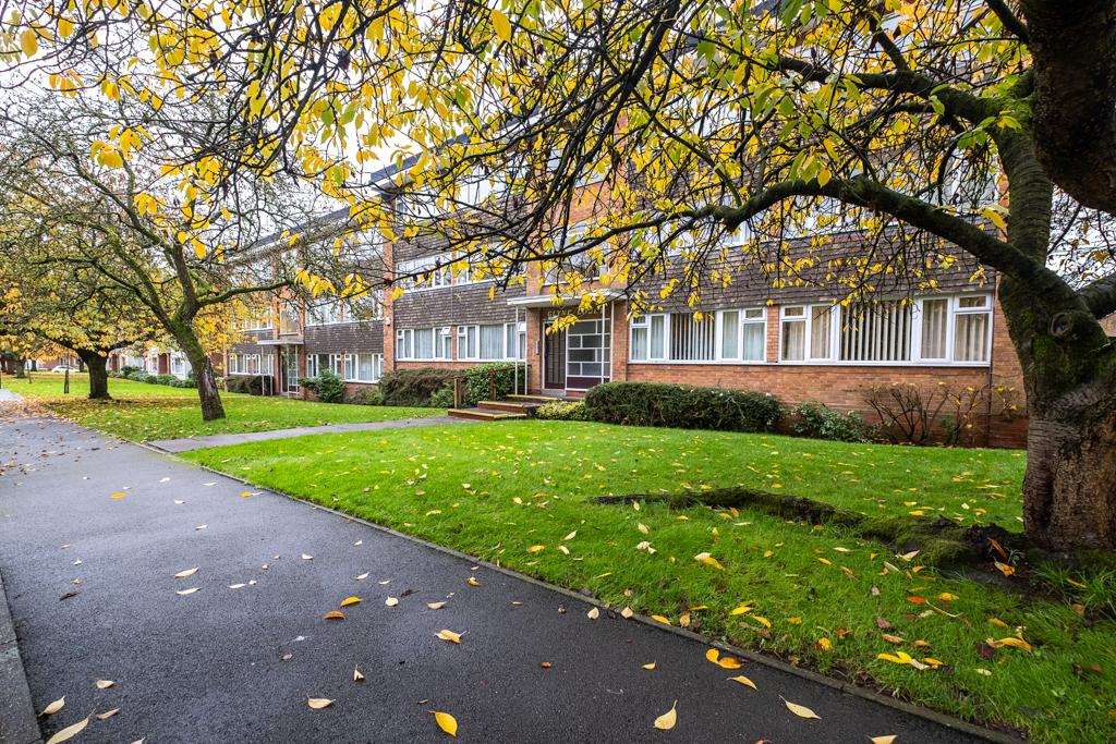 Fawdry Close, Sutton Coldfield, B73 2 bed flat for sale £190,000