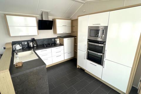 2 bedroom holiday park home for sale, Rye Harbour Road, Rye Harbour TN31