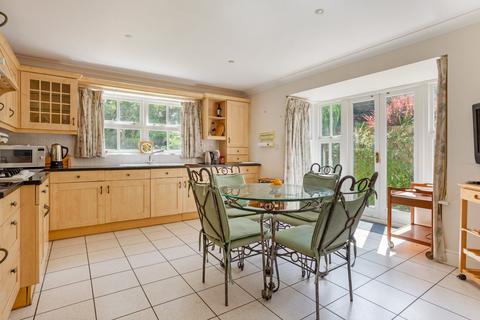 Good Haven Grove Road, Hindhead, GU26 6QP