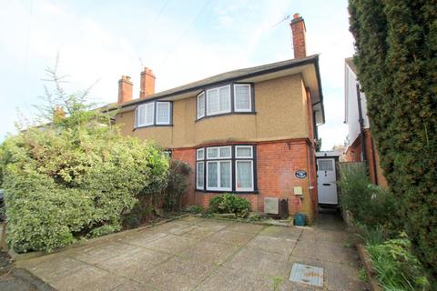 3 bedroom semi-detached house for sale, Vicarage Lane, Staines-upon-Thames, TW18