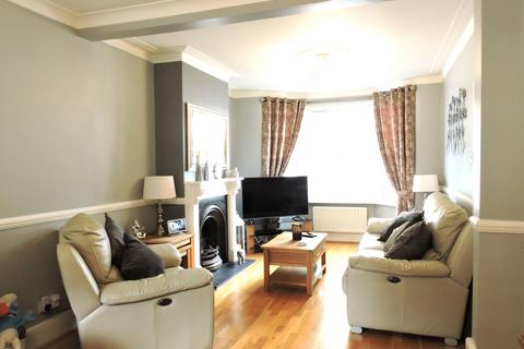 3 bedroom terraced house for sale - Clarence Road, Enfield, Middlesex, EN3